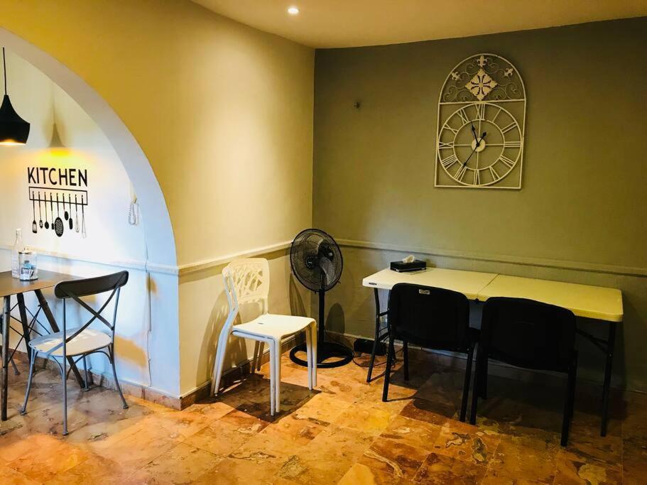 Comfortable And Central Cancun Apartment エクステリア 写真